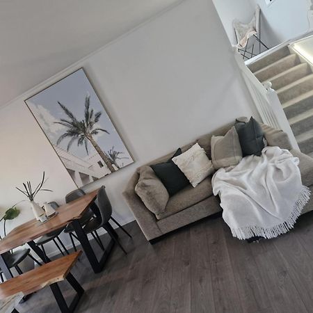 Stylish, Spacious, Central With Pool Mount Maunganui Extérieur photo